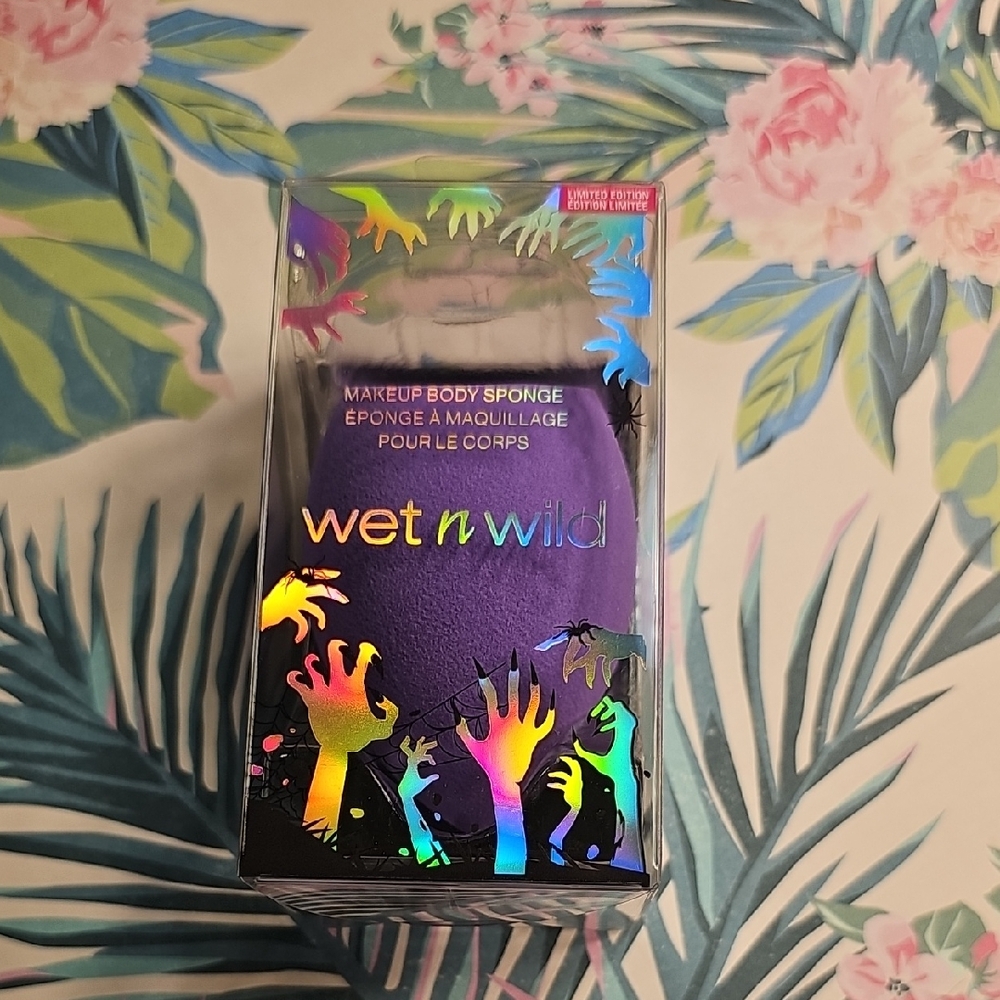 Wet n Wild Purple Makeup Body Sponge
